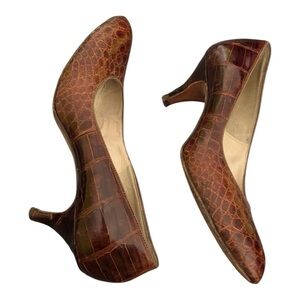 Vintage Troylings alligator pumps